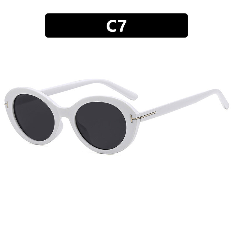 Women's fashionable sunglasses with innovative oval frame and UV protection Skanto