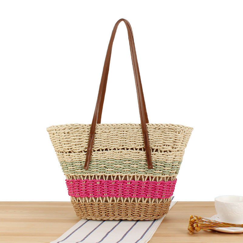 Modern straw bag with leather details Skanto