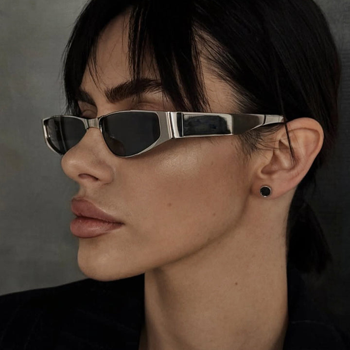 Women's elegant slim-fit sunglasses with UV protection Skanto
