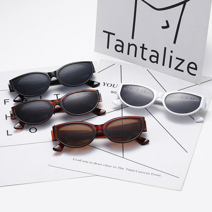 Dame trendy Cat-Eye solbriller med luksuriøs design Skanto