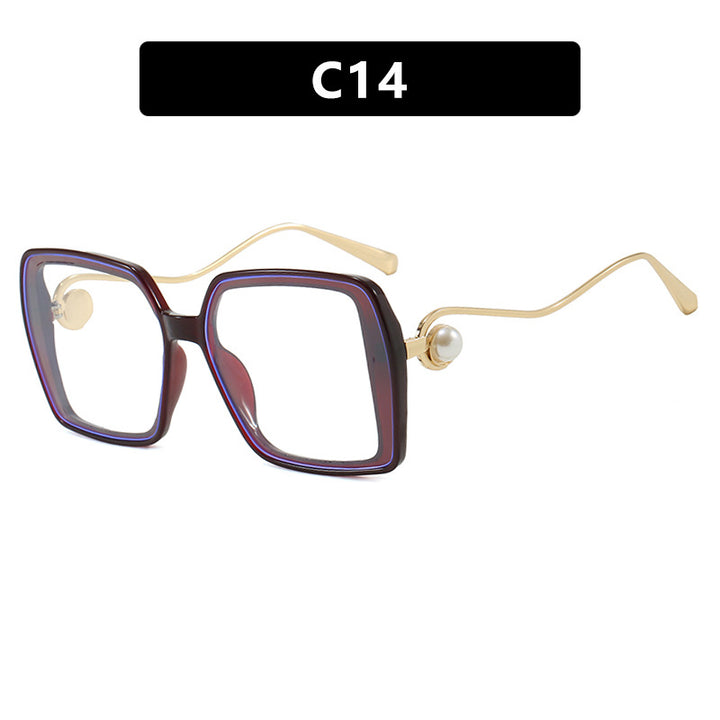 Women's trendy square glasses with elegant metal frame and unique accents Skanto