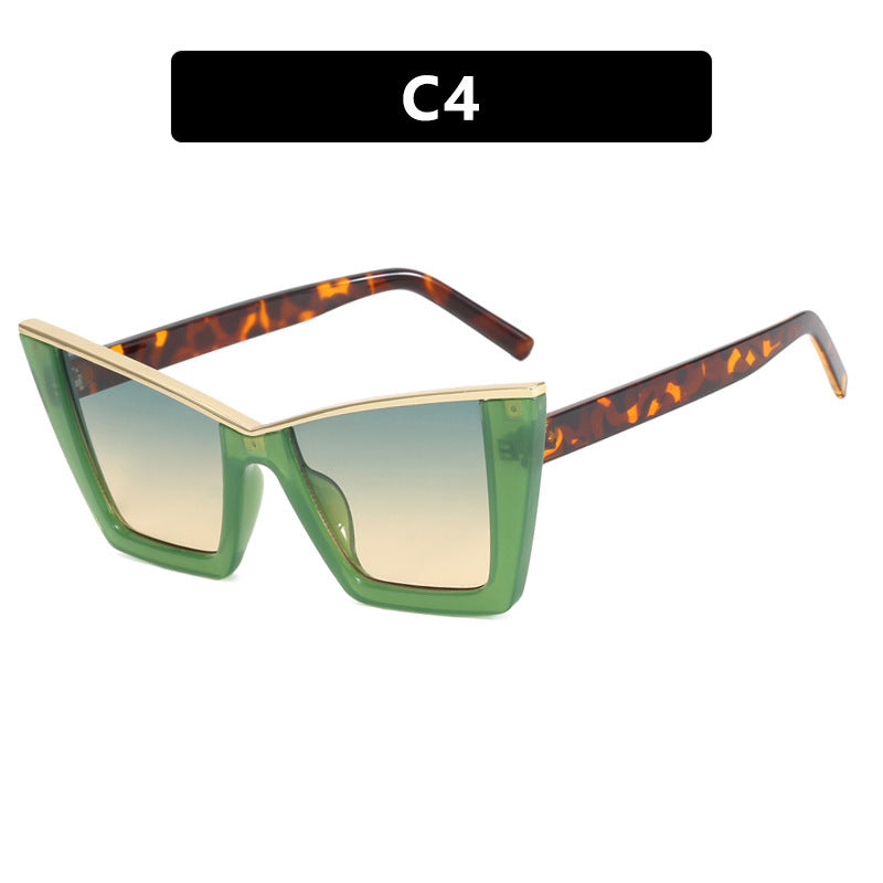 Dame moteriktig solbrille med unik geometrisk ramme Skanto