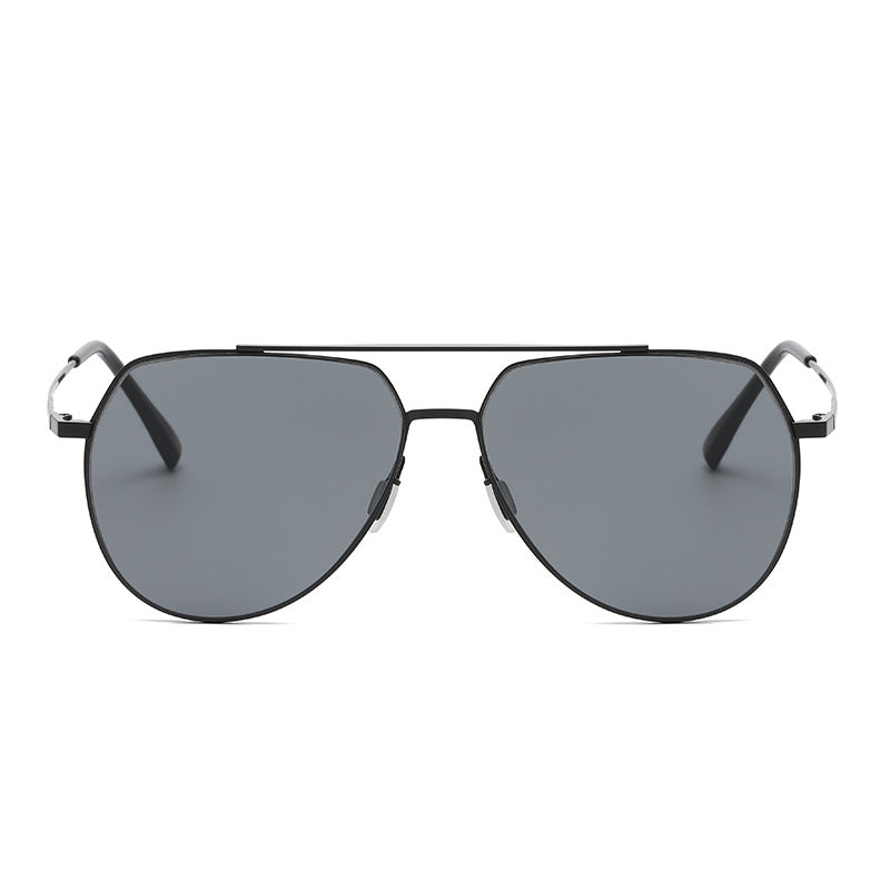 Men's sporty and stylish sunglasses Skanto