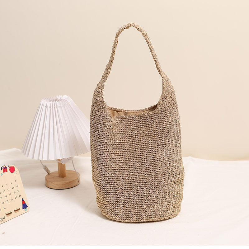 Handmade tote bag in modern net design Skanto