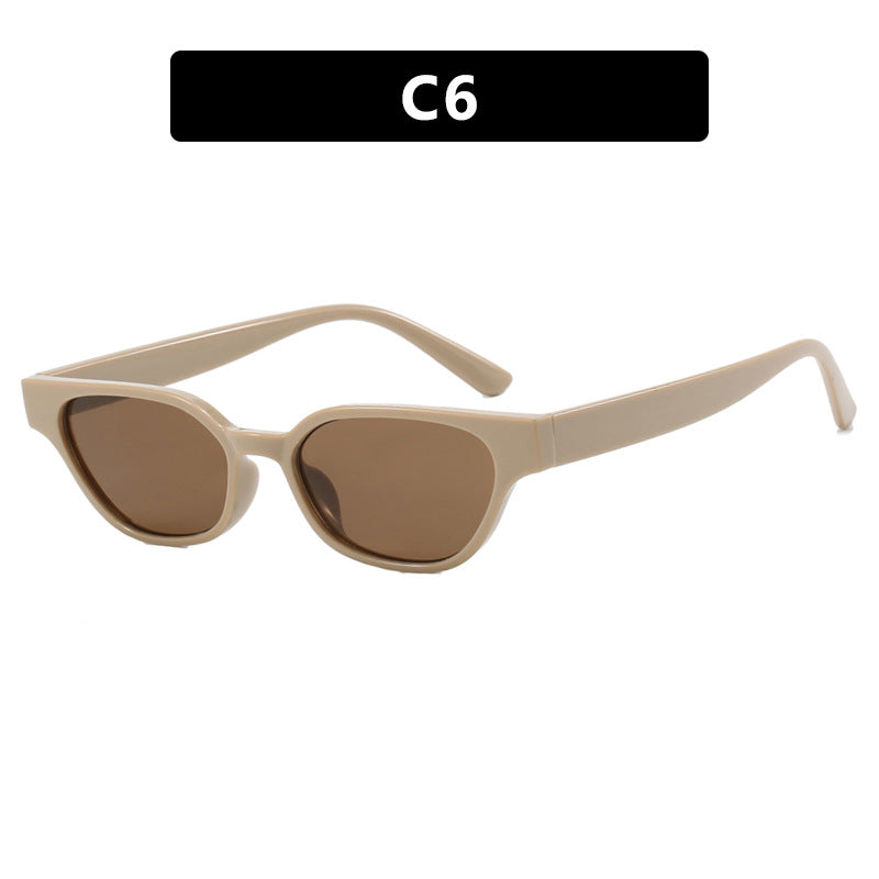 Women's Fashionable Sunglasses with Curved Frame and Brown Lenses Skanto