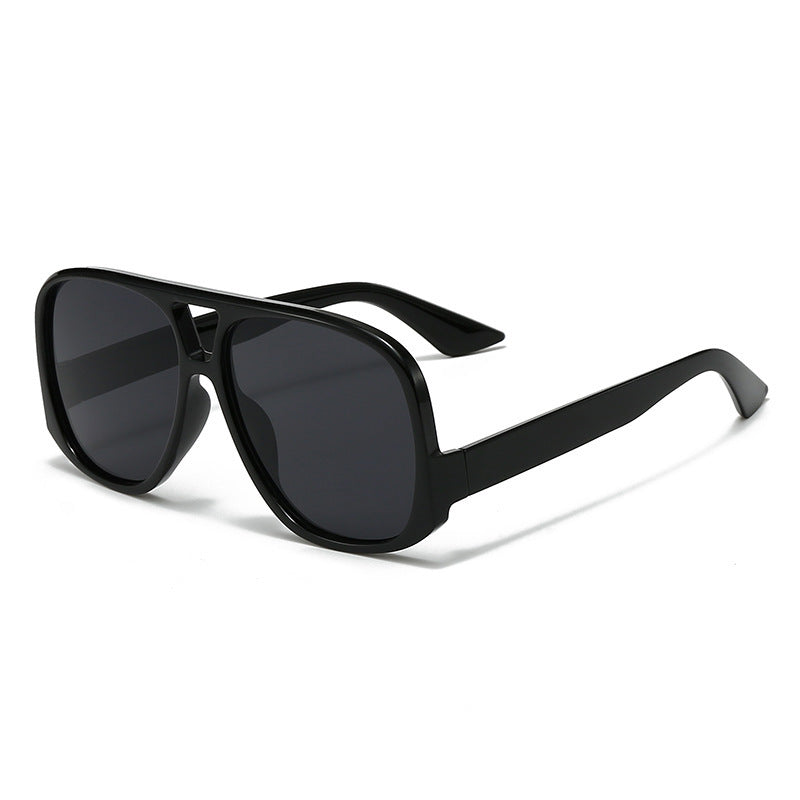 Women's trendy oversized sunglasses in modern tortoise pattern Skanto