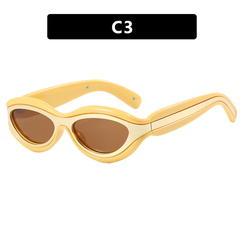 Women's stylish sunglasses with a modern twist Skanto