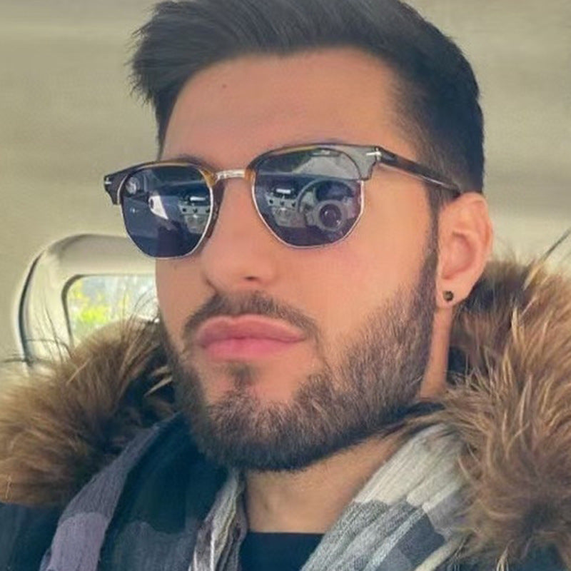 Dame geometrisk solbrille med luksuriøs ramme Skanto