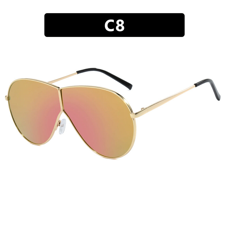 Women's pilot sunglasses with elegant gold frame and blue lenses Skanto