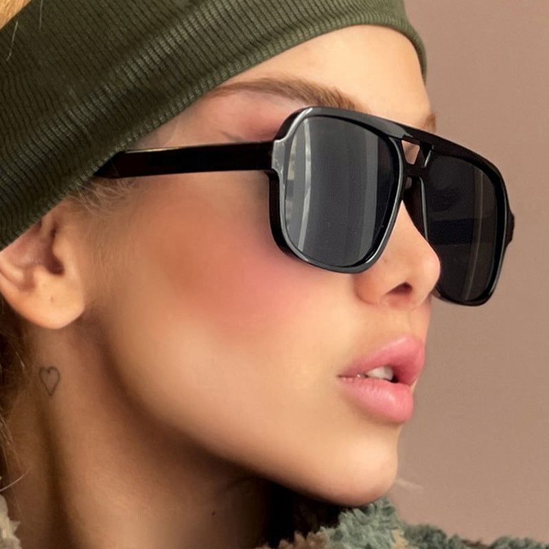 Women's modern square sunglasses with stylish transparent frame Skanto