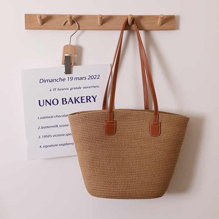 Elegant Braided Shoulder Bag with Striped Design Skanto