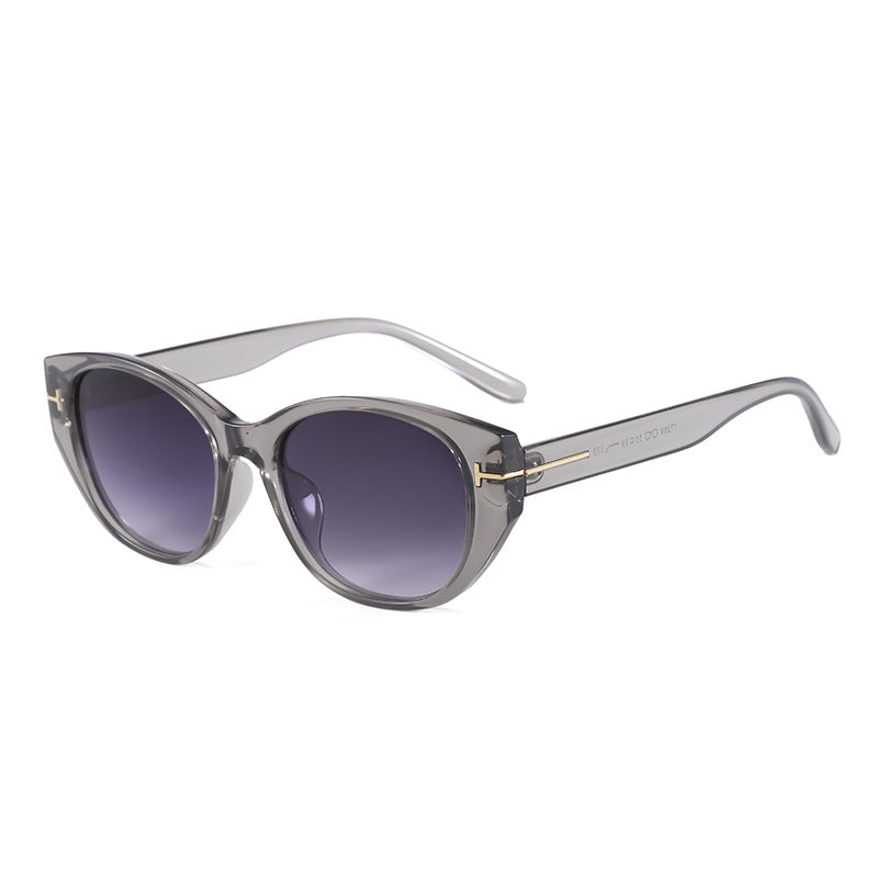 Women's Cat-Eye Sunglasses with Elegant Frame and Protective UV Filter Skanto