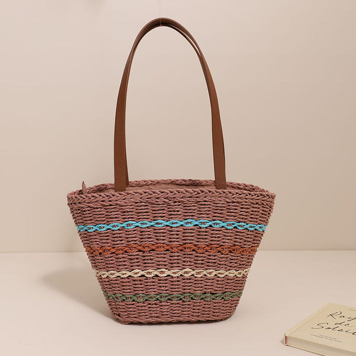 Trendy straw bag with colorful details Skanto