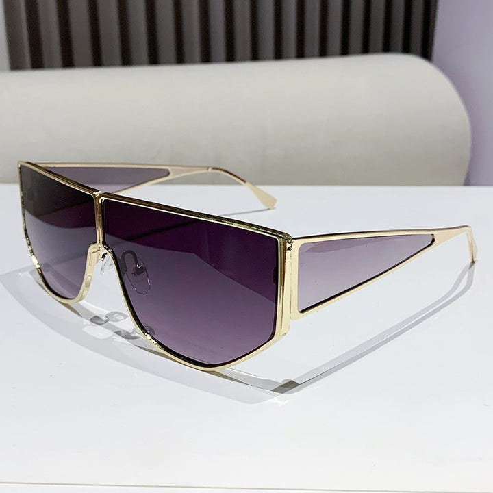 Men's Bold Statement Shield Sunglasses Skanto