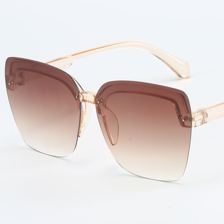 Dame moteriktig Shield-solbrille med moderne, kvadratisk design Skanto