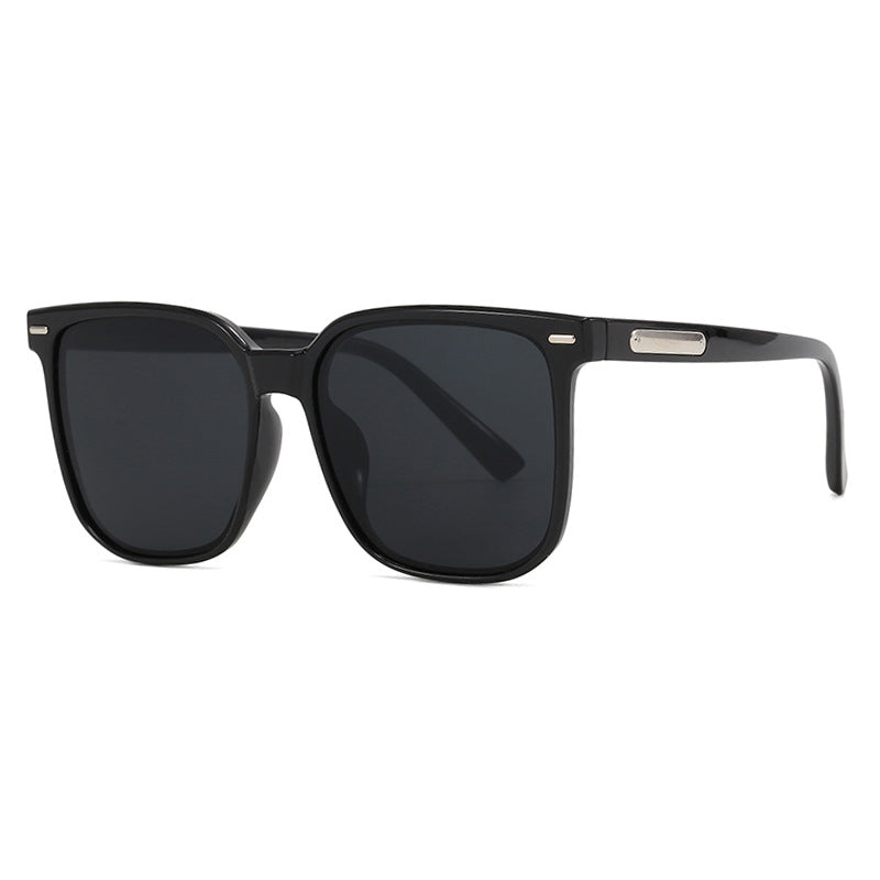 Women's square sunglasses with robust frame and polarized lens Skanto
