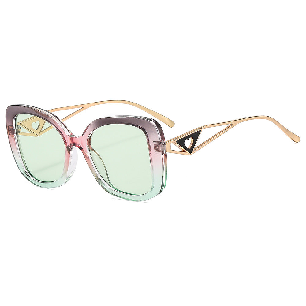 Women's fashion oversized sunglasses with luxurious heart detail Skanto