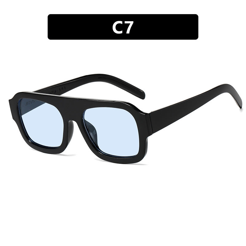 Women's fashionable square sunglasses with eye-catching animal print design Skanto