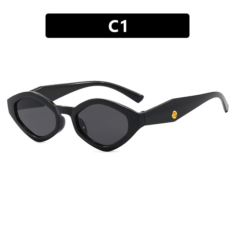 Women's Fashion Sunglasses in Striking Butterfly Design Skanto