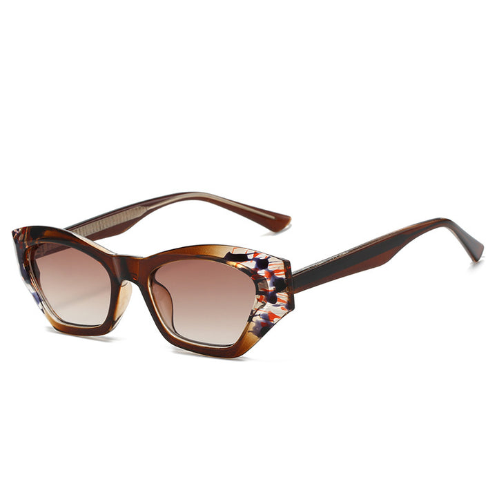 Damer Cat Eye solbriller med moderne transparente detaljer Skanto