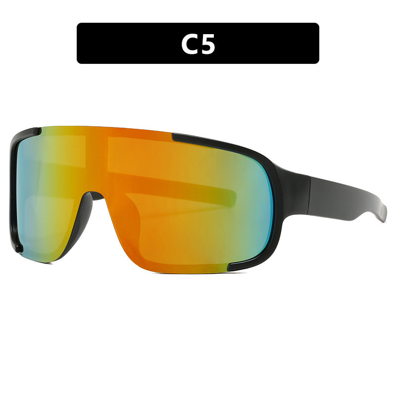 Women's sporty UV-protective sunglasses with a wide, aerodynamic shape Skanto