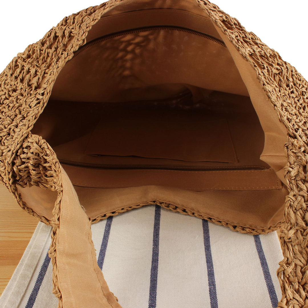 Hand-knotted tote bag with artistic wave pattern Skanto