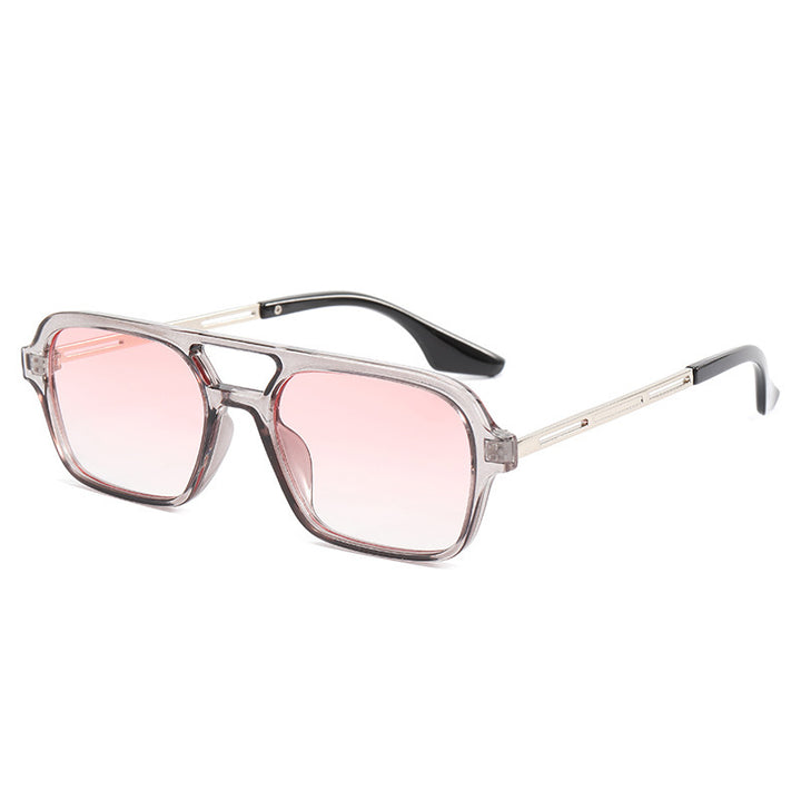 Dame designer solbriller med elegant transparent ramme og gule glass Skanto
