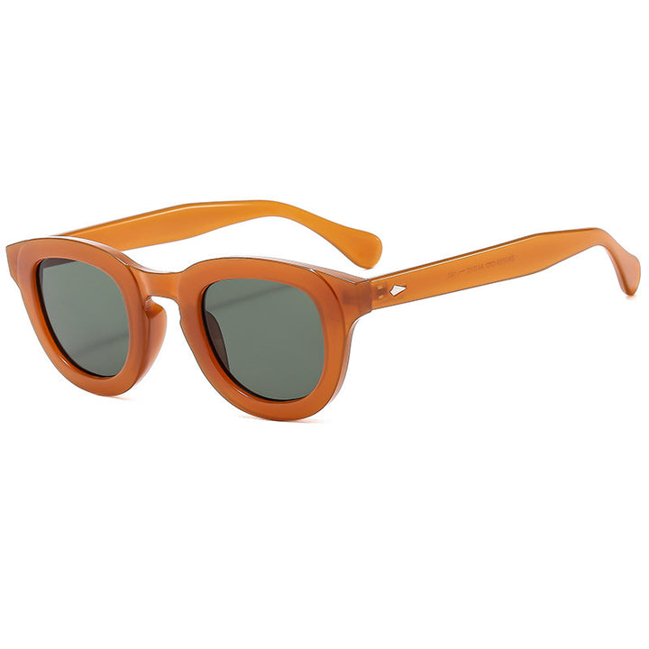 Dame solbrille med moteriktig cat-eye design og UV-beskyttelse Skanto