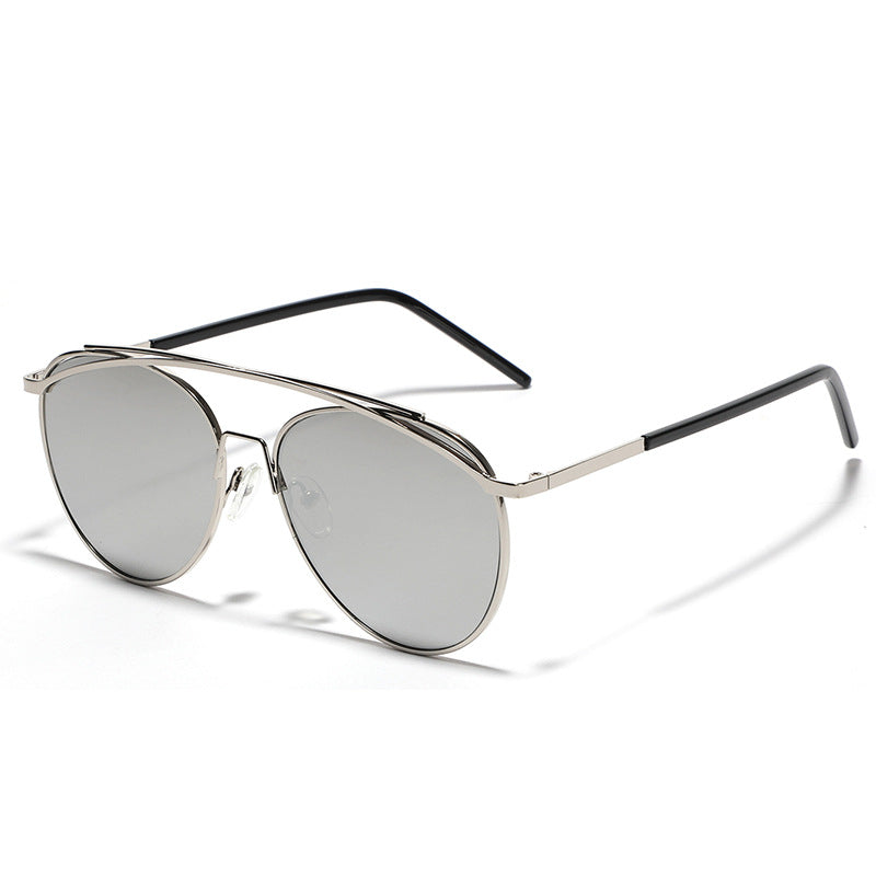 Dame Aviator Solbriller med elegant metallramme Skanto