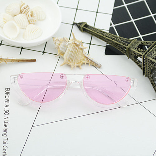 Dame Cat-Eye Briller med markant ramme og speilbelagte glass Skanto