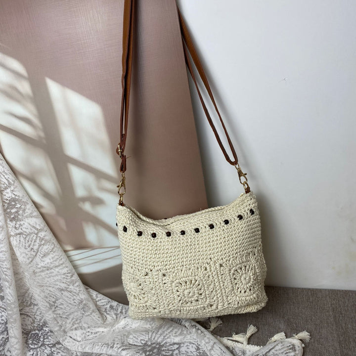 Moderne skulderveske med broderier Skanto