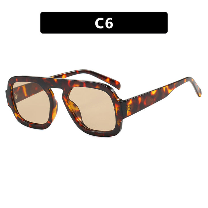 Women's trendy sunglasses with a distinct angular design and UV protection Skanto