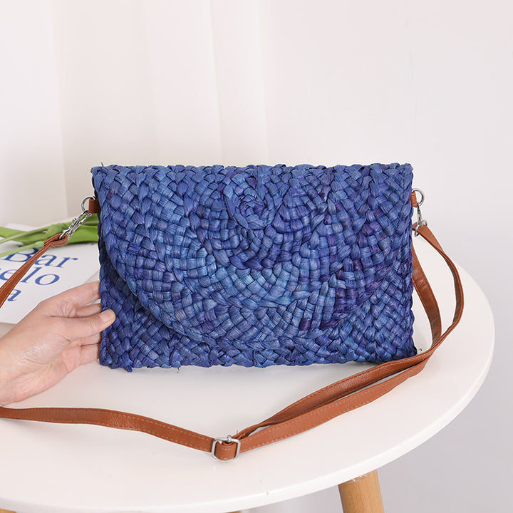 Handmade basket bag with elegant wave pattern Skanto