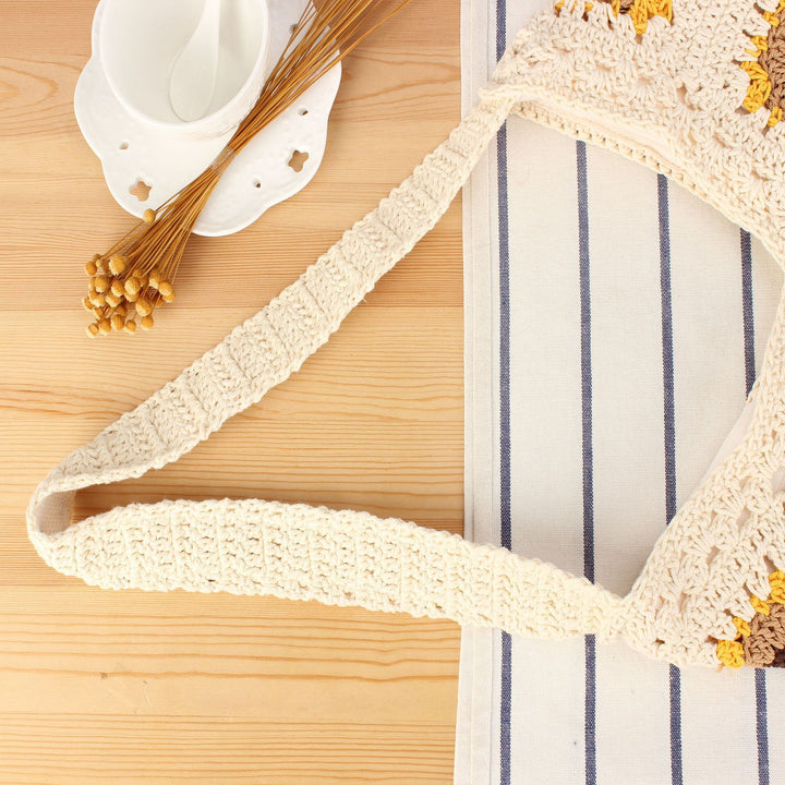 Hand-knotted tote bags with floral crochet patterns Skanto