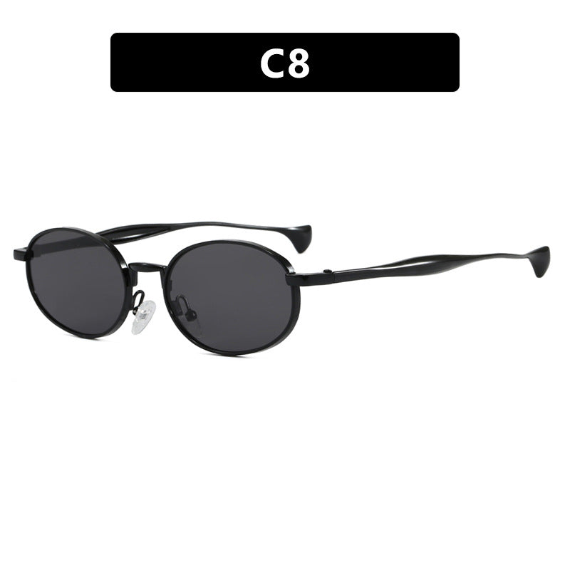 Women's robust round sunglasses with mirrored lenses Skanto