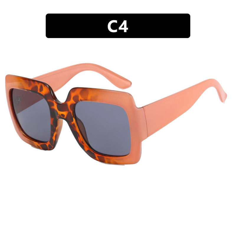 Dame oversized kvadratisk solbrille med markant skjoldpatt-design Skanto