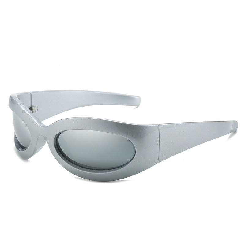 Dame trendy sportsbriller med aerodynamisk design Skanto