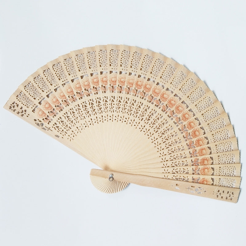 Damer dekorativ og høy-kvalitets håndvifte laget av filigran tre Skanto