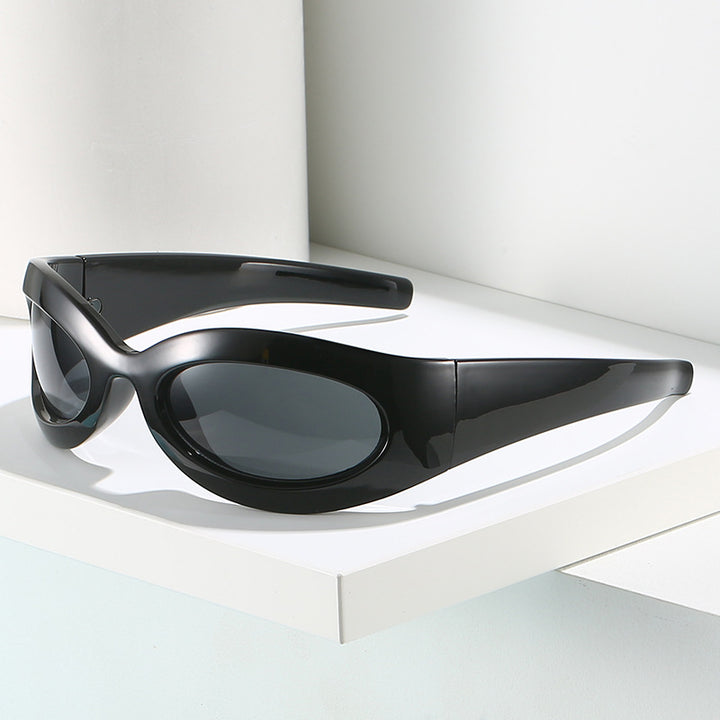 Dame trendy sportsbriller med aerodynamisk design Skanto