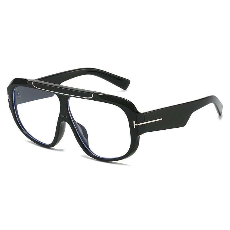 Dame sporty solbriller med stilfullt fullrammedesign Skanto