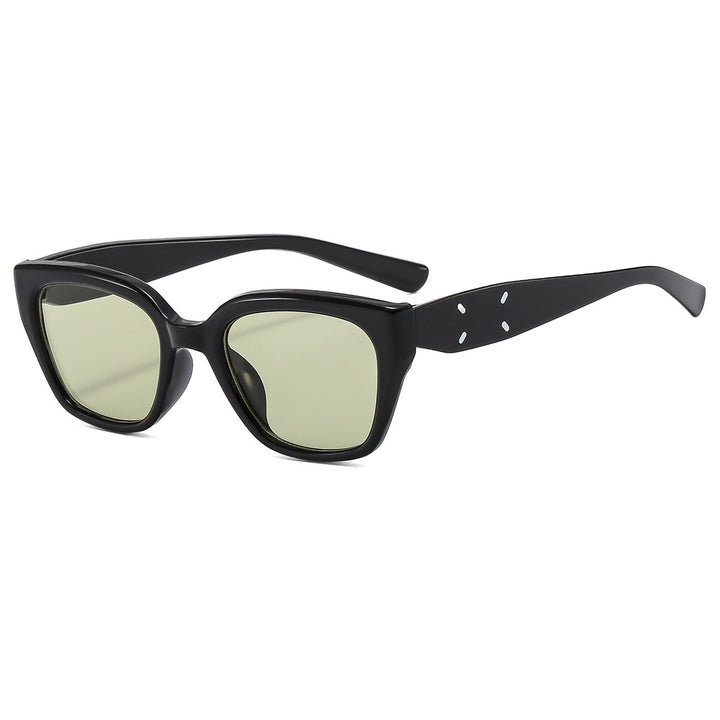 Women's unique sunglasses with eye-catching shaped frame Skanto
