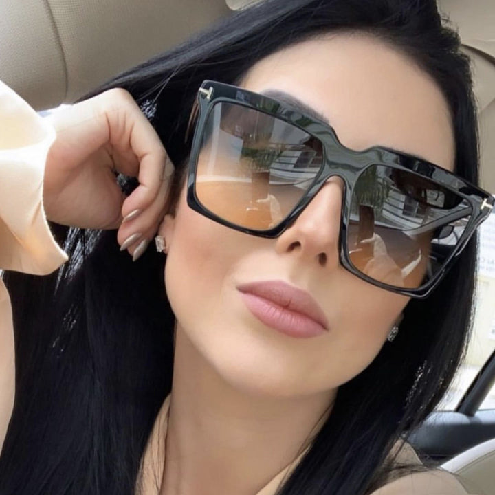 Women's square sunglasses with elegant metal accent Skanto