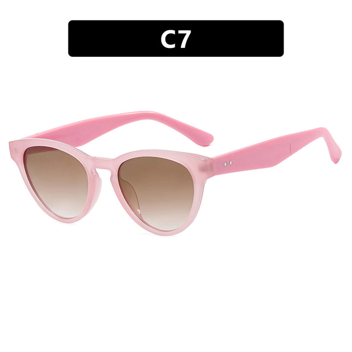 Women's Cat-Eye Sunglasses with UV Protection and Fashion Frame Skanto