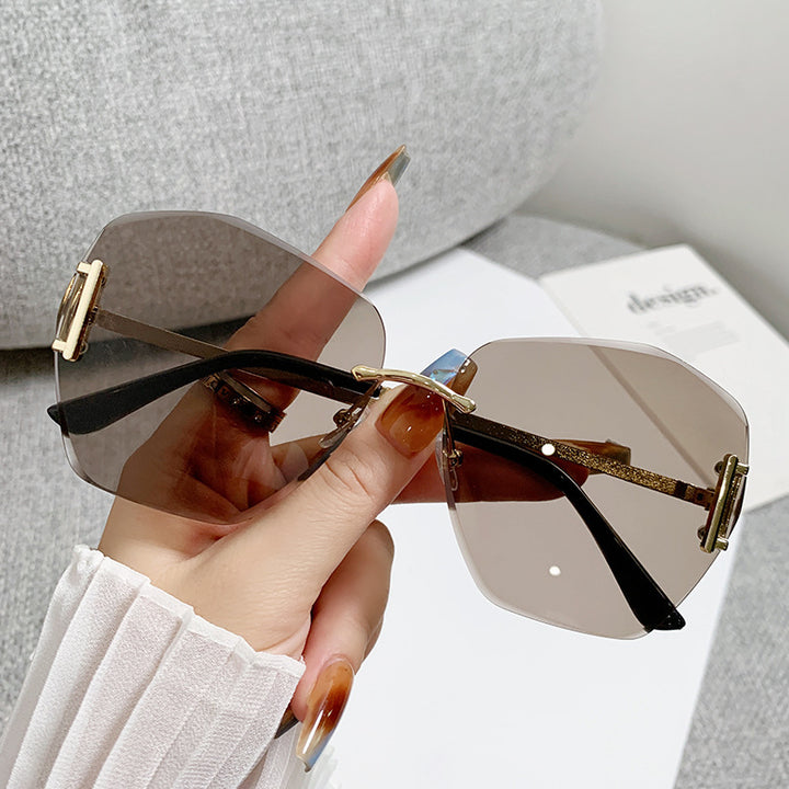 Dame futuristisk kvadrat solbrille Skanto