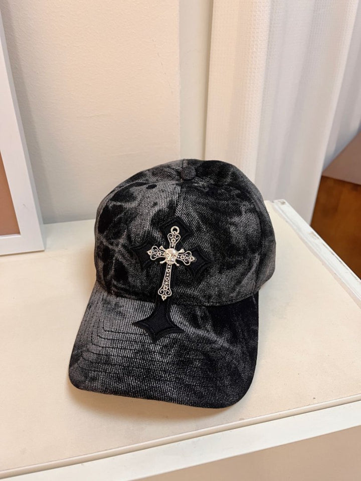 Herren Fløyelsbrodert Cross Baseball Cap Skanto