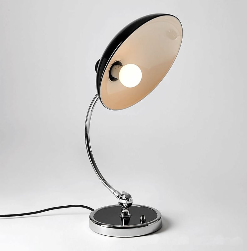 Skanto | Bauhaus KI Klassisk Bordlampe Replika