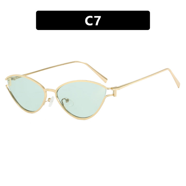 Women's Cat-Eye Sunglasses with Protective UV Filter and Elegant Metal Frame Skanto