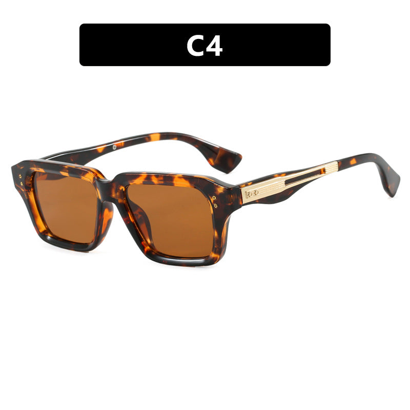 Women's Stylish Square Sunglasses with Luxurious Tortoiseshell Pattern and Durable Frame Skanto