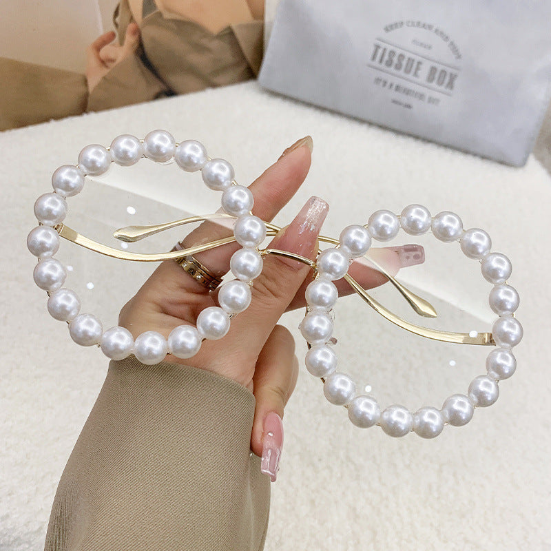Damer elegant oversized solbriller med stilfull transparent ramme Skanto