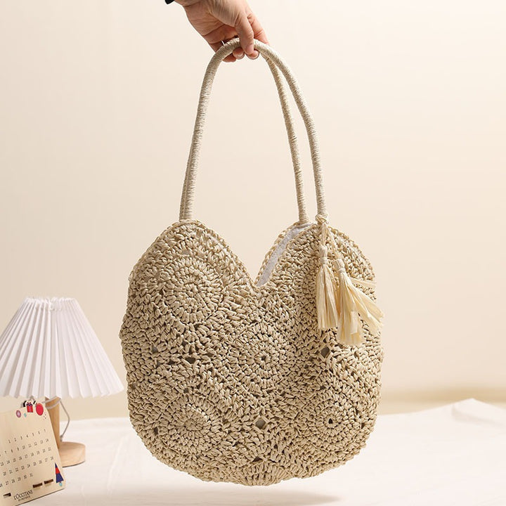 Handmade straw bag with textured design Skanto